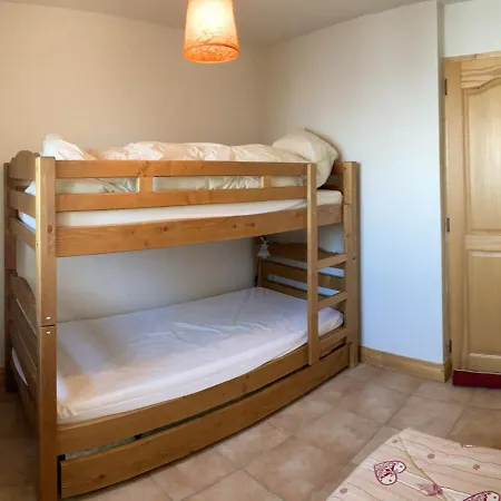 Lumineux 8 Pers Avec Piscine Et Parking Pres Des Pistes A - Fr-1-293-363 * Villard-sur-Doron