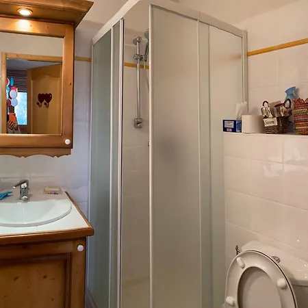 Lumineux 8 Pers Avec Piscine Et Parking Près Des Pistes à - Fr-1-293-363 Appartement *